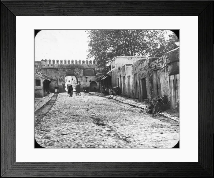 Framed Print : Morocco, North Africa - Gateway to the Soks Framed Print : Morocco, North Africa - Gateway to the Soks