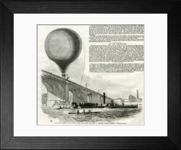 Framed Print : Mr Gales Balloon crossing Vauxhall Bridge, London Framed Print : Mr Gales Balloon crossing Vauxhall Bridge, London