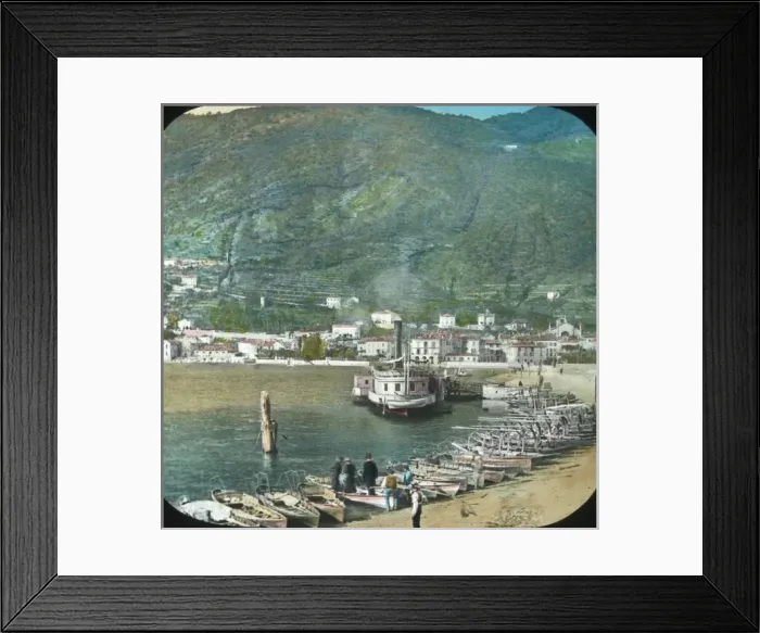 Framed Print : Italian Lakes - Harbour at Como Framed Print : Italian Lakes - Harbour at Como