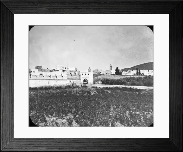 Framed Print : Morocco, North Africa - Mulberry Gate Framed Print : Morocco, North Africa - Mulberry Gate