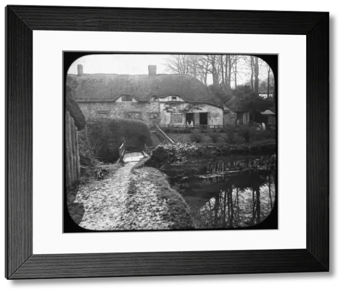 Framed Print : (On the Wiltshire Avon Framed Print : (On the Wiltshire Avon