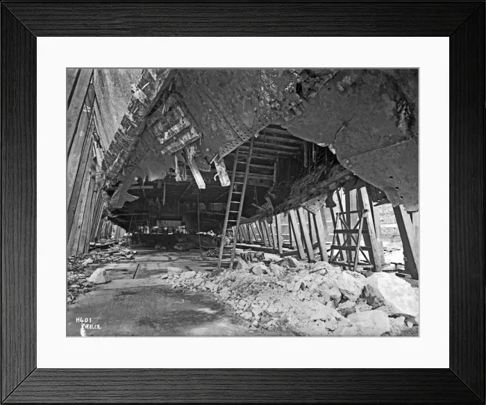 Framed Print : Harland & Wolff Collection - National Museums NI Framed Print : Harland & Wolff Collection - National Museums NI