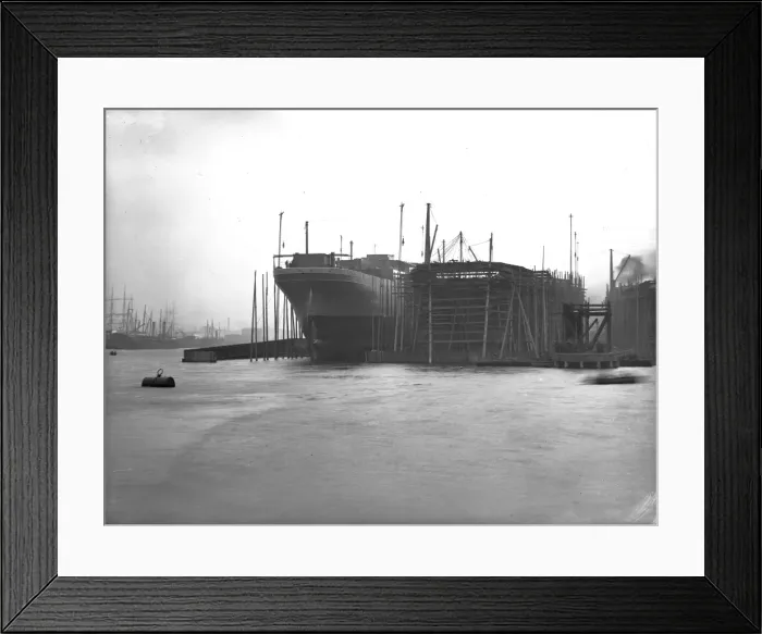 Framed Print : Harland & Wolff Collection - National Museums NI Framed Print : Harland & Wolff Collection - National Museums NI
