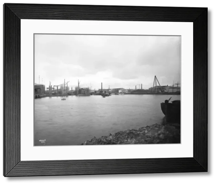 Framed Print : Harland & Wolff Collection - National Museums NI Framed Print : Harland & Wolff Collection - National Museums NI