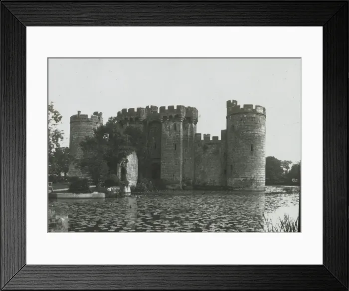 Framed Print : London, England - Bodiam Castle Framed Print : London, England - Bodiam Castle