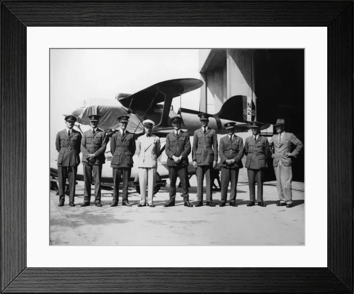 Framed Print : The Schneider Trophy 1929 - Calshot Spit, England Framed Print : The Schneider Trophy 1929 - Calshot Spit, England