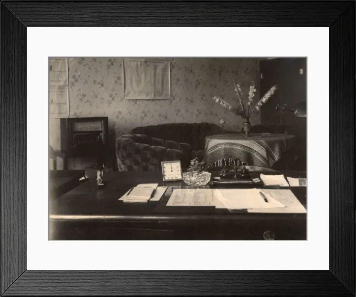Framed Print : Officers desk, BAOR, Braunschweig, Germany Framed Print : Officers desk, BAOR, Braunschweig, Germany