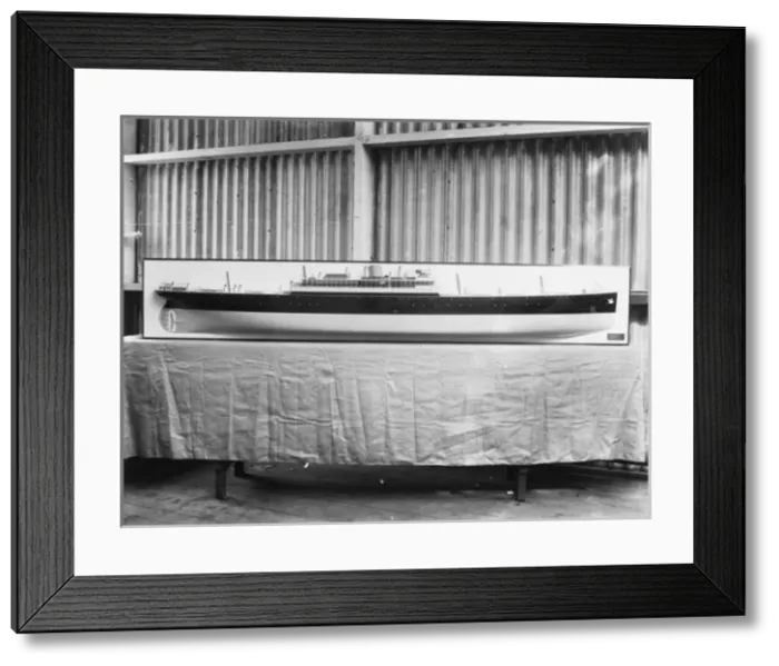 Framed Print : Harland & Wolff Collection - National Museums NI Framed Print : Harland & Wolff Collection - National Museums NI