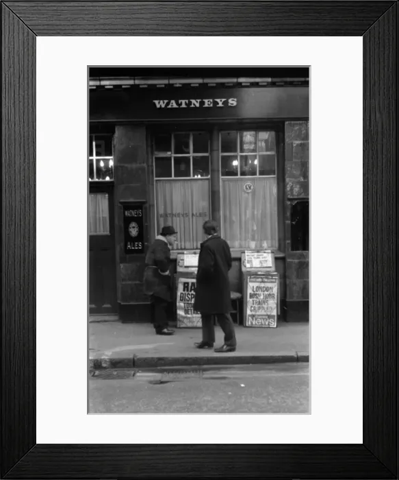 Framed Print : Soho, London - Broadwick Street W1 Framed Print : Soho, London - Broadwick Street W1