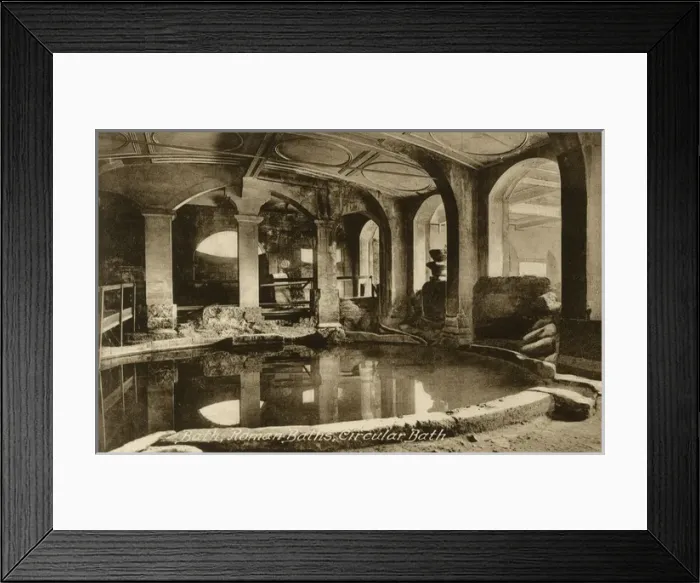 Framed Print : Bath, Somerset - Circular Bath in the Roman Baths Framed Print : Bath, Somerset - Circular Bath in the Roman Baths