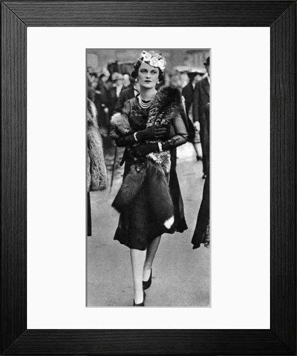 Framed Print : Mrs Charles Sweeny Framed Print : Mrs Charles Sweeny