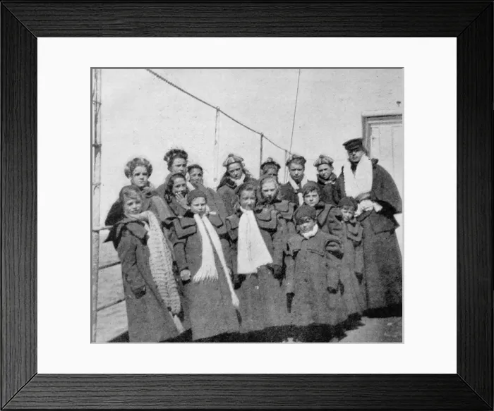 Framed Print : Barnardos Emigrants en route to Canada Framed Print : Barnardos Emigrants en route to Canada