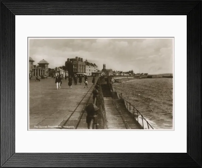 Framed Print : Central Promenade, Penzance, Cornwall Framed Print : Central Promenade, Penzance, Cornwall