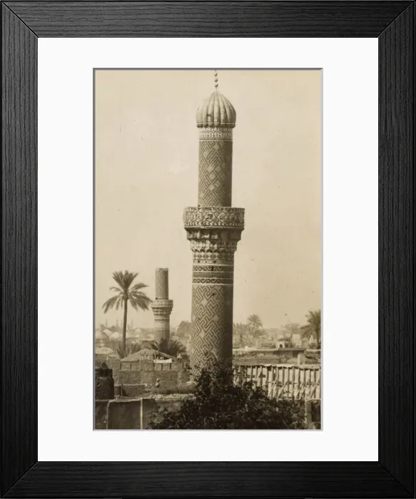Framed Print : Ornate minaret in Baghdad, Iraq Framed Print : Ornate minaret in Baghdad, Iraq
