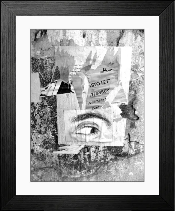 Framed Print : Eye and grafitti on wall Italy Framed Print : Eye and grafitti on wall Italy
