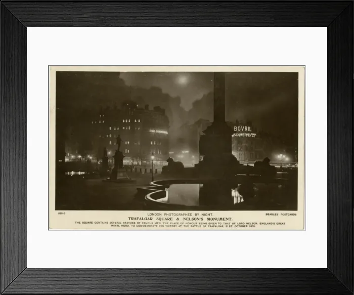 Framed Print : Trafalgar Square and Nelsons Monument, London - at night Framed Print : Trafalgar Square and Nelsons Monument, London - at night