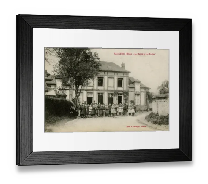 Framed Print : Vascoeuil, a commune in the Eure department in Haute-Normandie in northern Framed Print : Vascoeuil, a commune in the Eure department in Haute-Normandie in northern