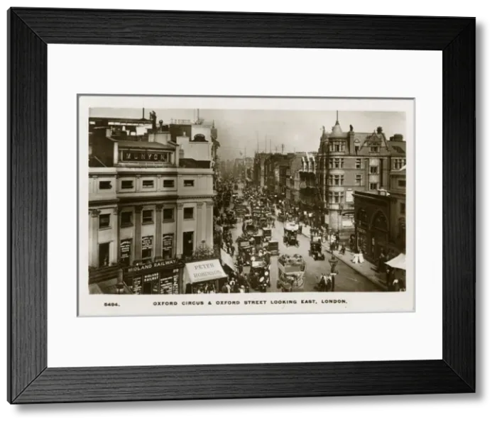 Framed Print : Oxford Circus and Oxford Street looking east, London Framed Print : Oxford Circus and Oxford Street looking east, London