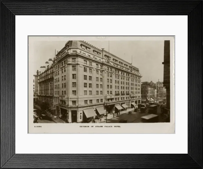 Framed Print : Strand Palace Hotel, The Stand, London Framed Print : Strand Palace Hotel, The Stand, London