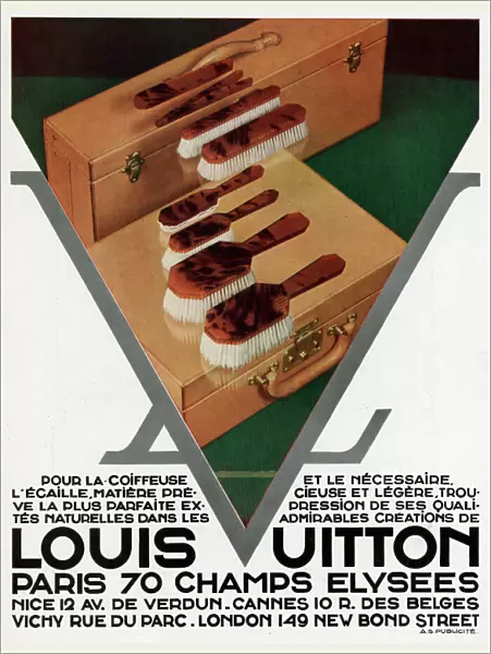 Advertisement for Louis Vuitton hairbrushes