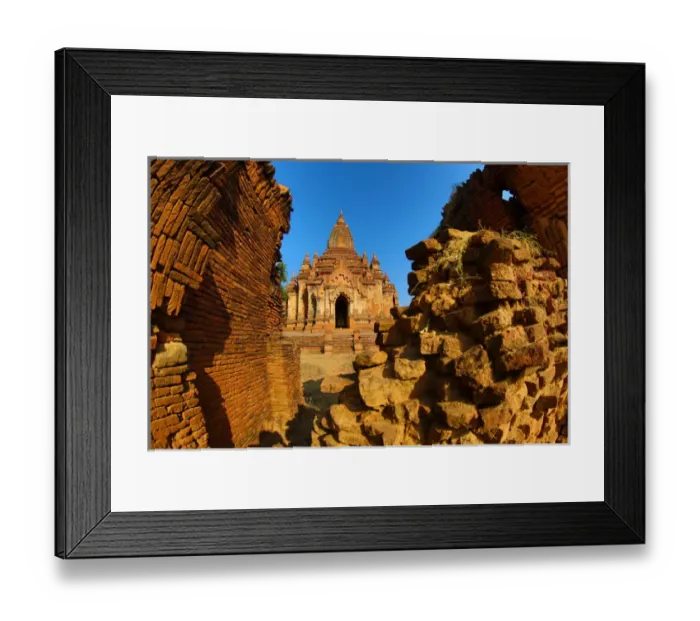Framed Print : Shwe Leik Too Pagoda in Bagan, Myanmar (Burma) Framed Print : Shwe Leik Too Pagoda in Bagan, Myanmar (Burma)