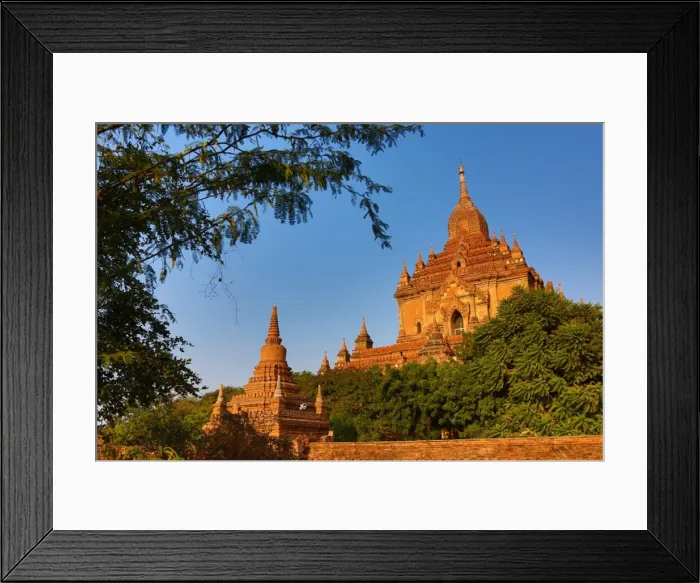 Framed Print : Htilominlo Temple in Bagan, Myanmar Framed Print : Htilominlo Temple in Bagan, Myanmar