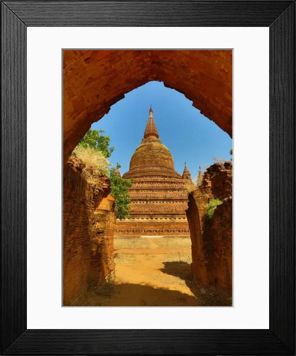 Framed Print : Sitanagyi Hpaya Pagoda Temple, Bagan, Myanmar Framed Print : Sitanagyi Hpaya Pagoda Temple, Bagan, Myanmar