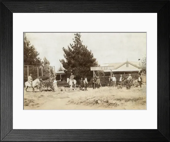Framed Print : Van Reenen Hotel, Natal Province, South Africa Framed Print : Van Reenen Hotel, Natal Province, South Africa