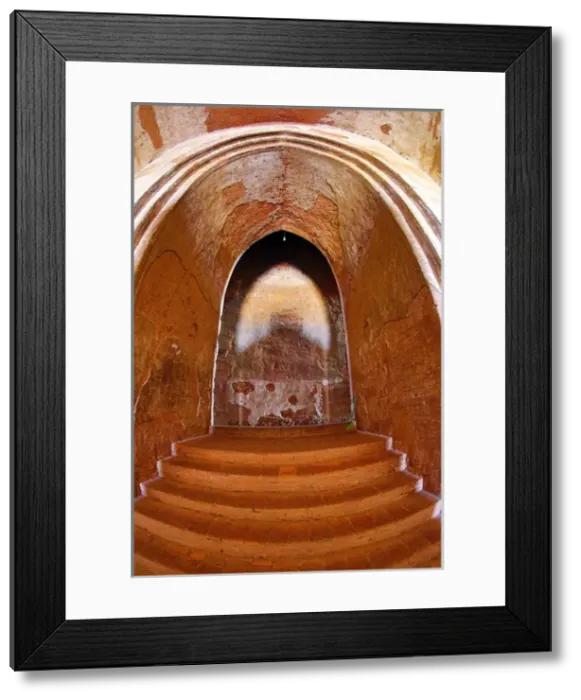 Framed Print : Dhammayangyi Temple Pagoda in Old Bagan, Bagan, Myanmar Framed Print : Dhammayangyi Temple Pagoda in Old Bagan, Bagan, Myanmar