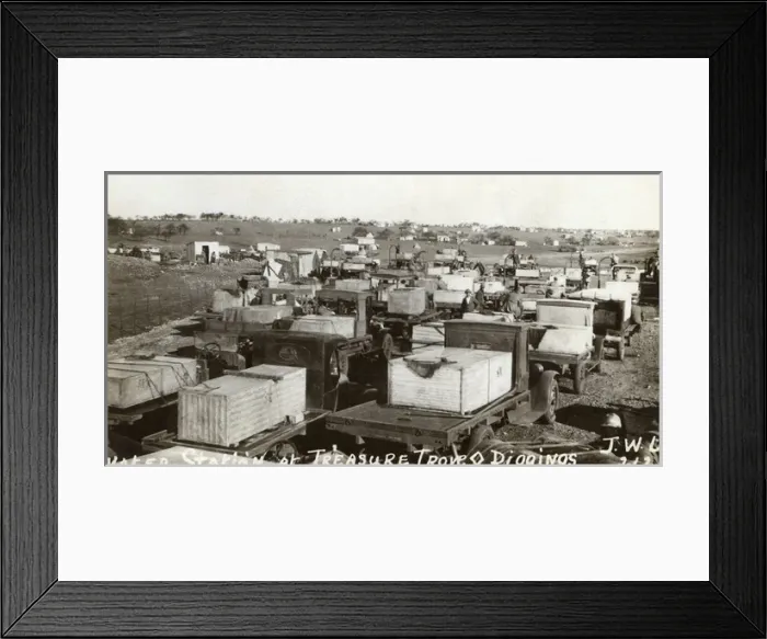 Framed Print : Treasure Trove diggings, North West Province, South Africa Framed Print : Treasure Trove diggings, North West Province, South Africa