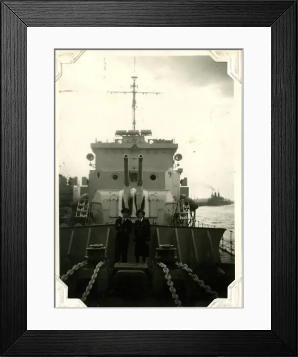 Framed Print : HMS Cottesmore, WW2 Framed Print : HMS Cottesmore, WW2