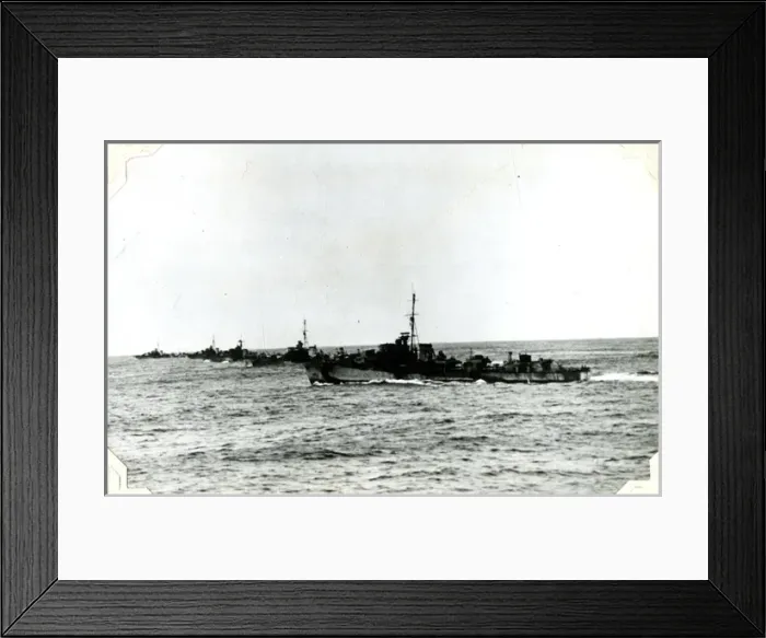 Framed Print : HMS Venus, Scapa Flow, WW2 Framed Print : HMS Venus, Scapa Flow, WW2