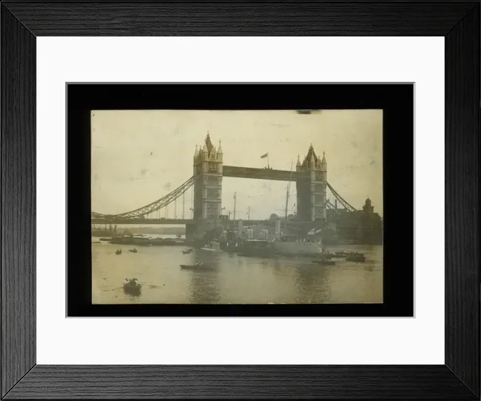 Framed Print : HMS Hazard on River Thames, Tower Bridge Framed Print : HMS Hazard on River Thames, Tower Bridge