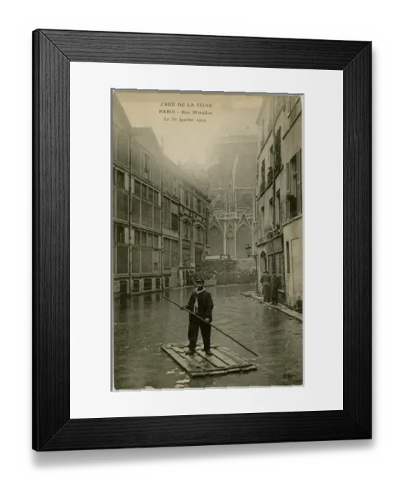 Framed Print : Flooding in Paris - Parisian punting down Rue Massillon Framed Print : Flooding in Paris - Parisian punting down Rue Massillon