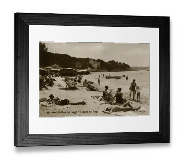 Framed Print : Juan-les-Pins, Antibes, Alpes-Maritimes, Cote d Azur, France Framed Print : Juan-les-Pins, Antibes, Alpes-Maritimes, Cote d Azur, France