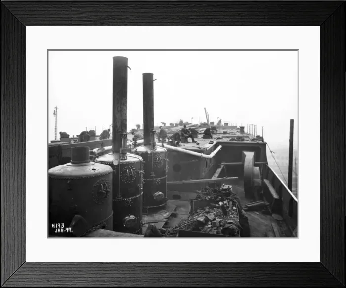 Framed Print : Harland & Wolff Collection - National Museums NI Framed Print : Harland & Wolff Collection - National Museums NI
