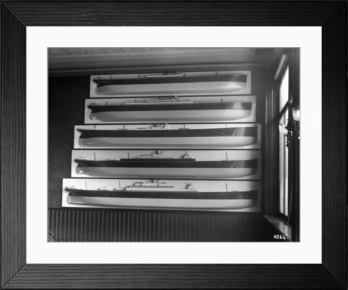 Framed Print : Harland & Wolff Collection - National Museums NI Framed Print : Harland & Wolff Collection - National Museums NI