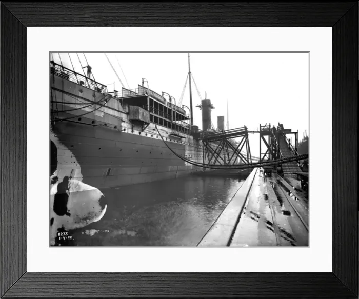 Framed Print : Harland & Wolff Collection - National Museums NI Framed Print : Harland & Wolff Collection - National Museums NI