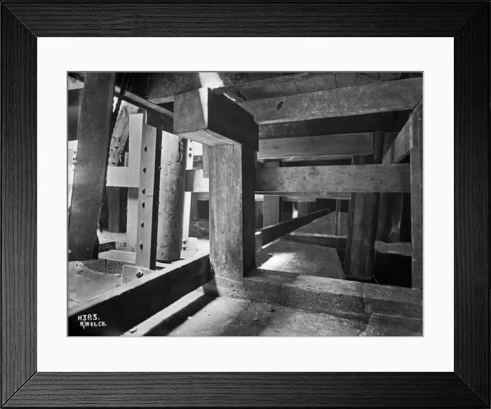 Framed Print : Harland & Wolff Collection - National Museums NI Framed Print : Harland & Wolff Collection - National Museums NI