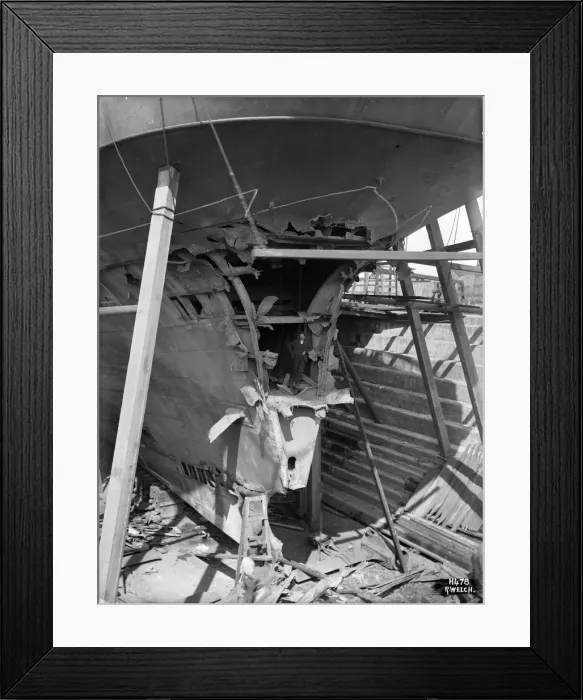 Framed Print : Harland & Wolff Collection - National Museums NI Framed Print : Harland & Wolff Collection - National Museums NI