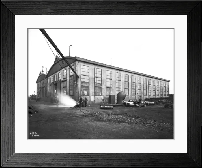 Framed Print : Harland & Wolff Collection - National Museums NI Framed Print : Harland & Wolff Collection - National Museums NI