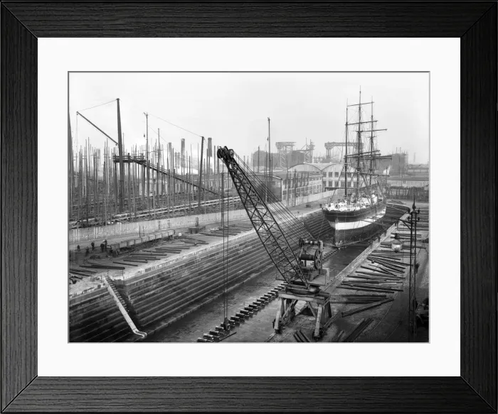 Framed Print : Harland & Wolff Collection - National Museums NI Framed Print : Harland & Wolff Collection - National Museums NI