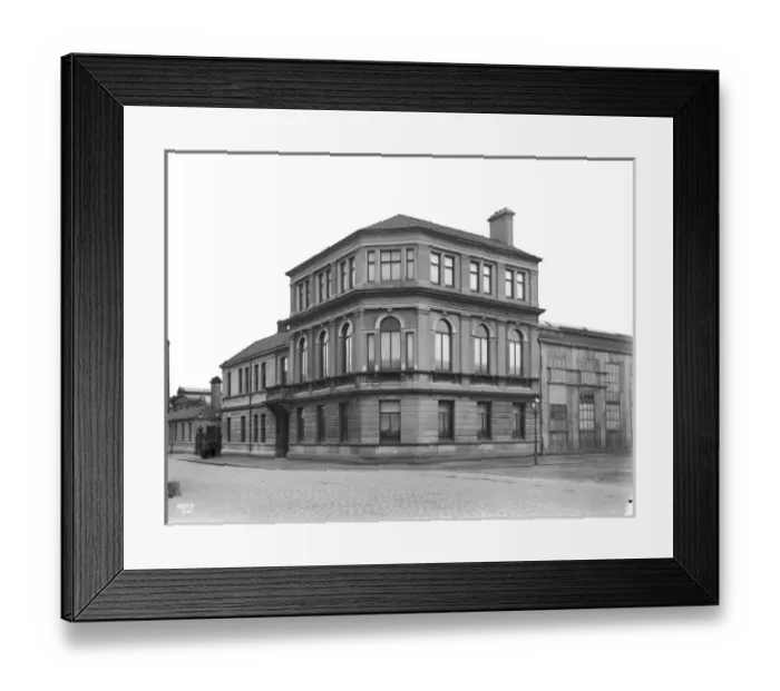 Framed Print : Harland & Wolff Collection - National Museums NI Framed Print : Harland & Wolff Collection - National Museums NI