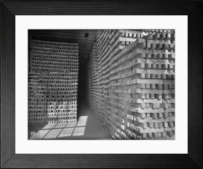 Framed Print : Harland & Wolff Collection - National Museums NI Framed Print : Harland & Wolff Collection - National Museums NI