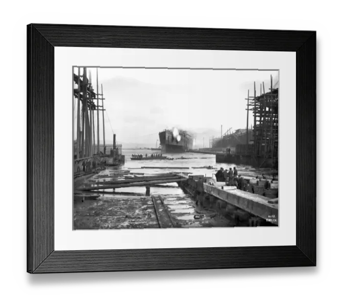 Framed Print : Harland & Wolff Collection - National Museums NI Framed Print : Harland & Wolff Collection - National Museums NI