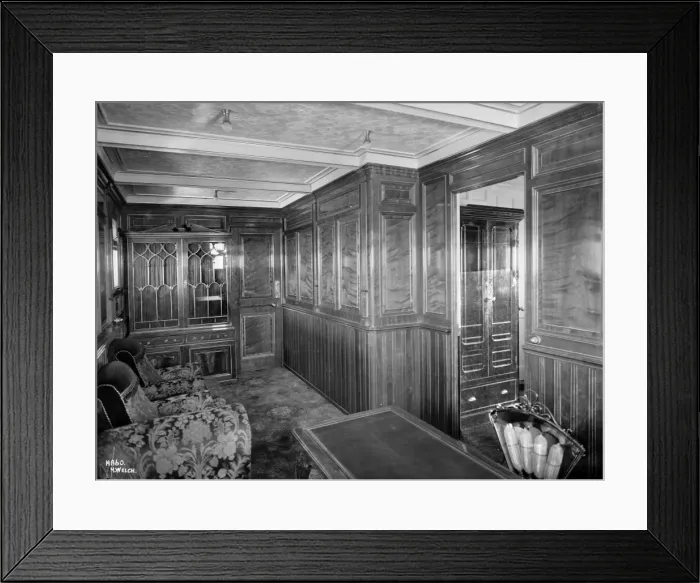 Framed Print : Harland & Wolff Collection - National Museums NI Framed Print : Harland & Wolff Collection - National Museums NI