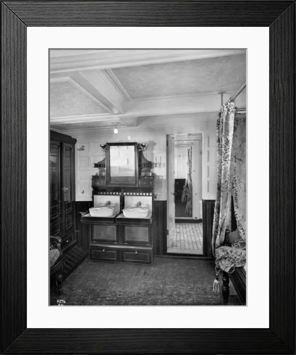 Framed Print : Harland & Wolff Collection - National Museums NI Framed Print : Harland & Wolff Collection - National Museums NI