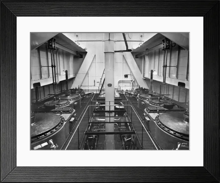 Framed Print : Harland & Wolff Collection - National Museums NI Framed Print : Harland & Wolff Collection - National Museums NI