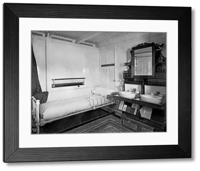 Framed Print : Harland & Wolff Collection - National Museums NI Framed Print : Harland & Wolff Collection - National Museums NI