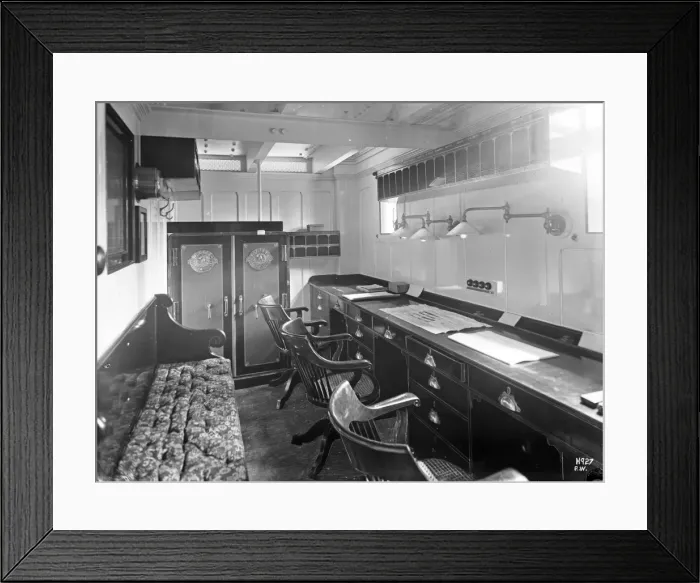 Framed Print : Harland & Wolff Collection - National Museums NI Framed Print : Harland & Wolff Collection - National Museums NI